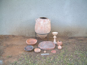 Pottery found at Tell es-Safi