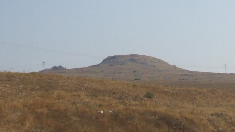 Click here for 2008 Field Study at Southern Horn - search for the lost cistern